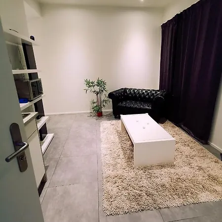 B.E Apartment Apartment